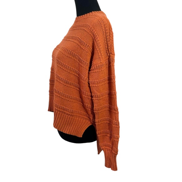 Oversized Orange Knit Sweater - Picture 2 of 6
